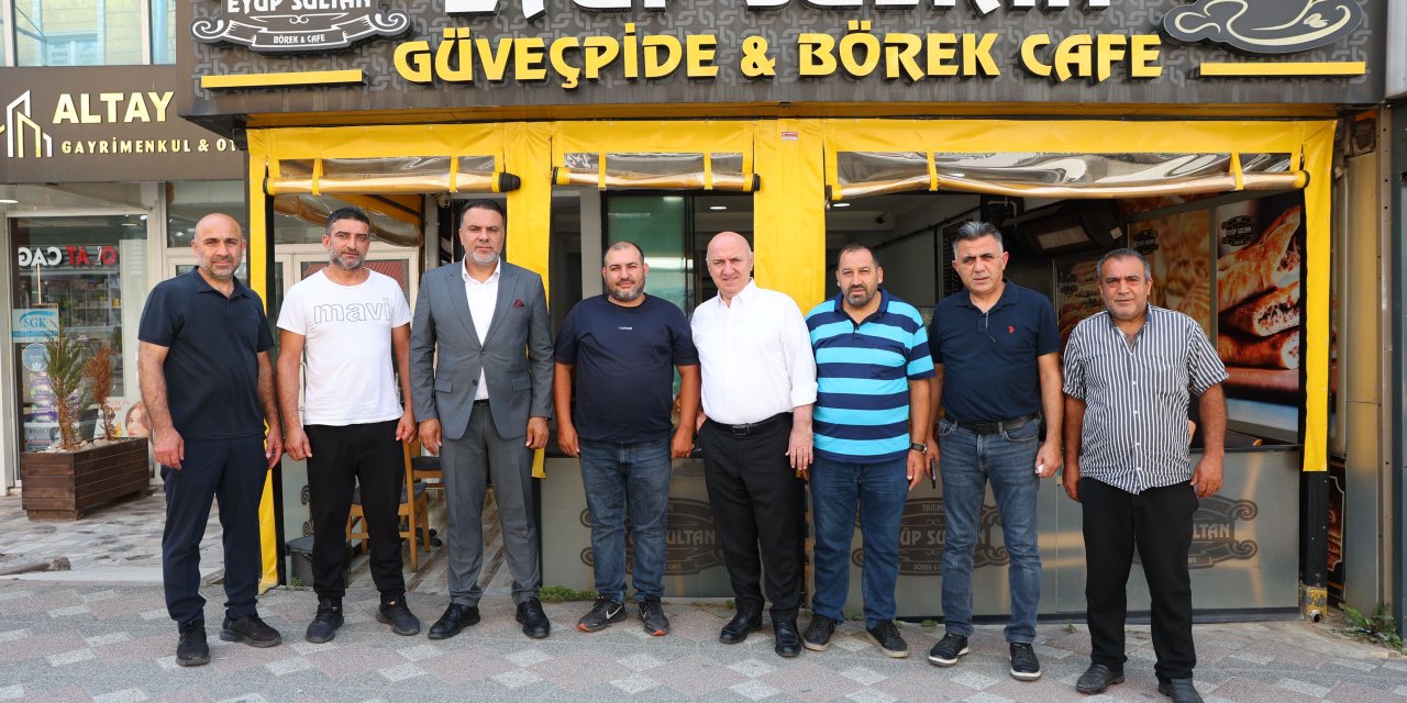 Başkan Bıyık, sokak sokak Darıca’yı dinliyor