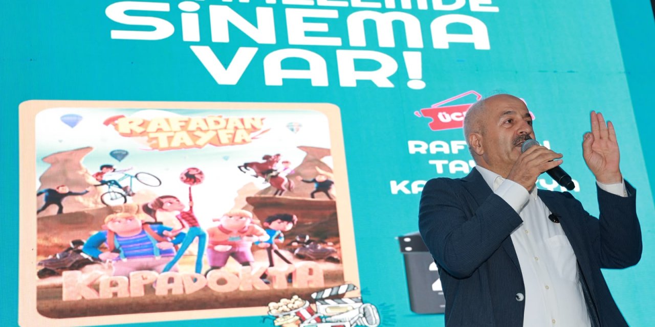 Mahallemde Sinema Var Başladı