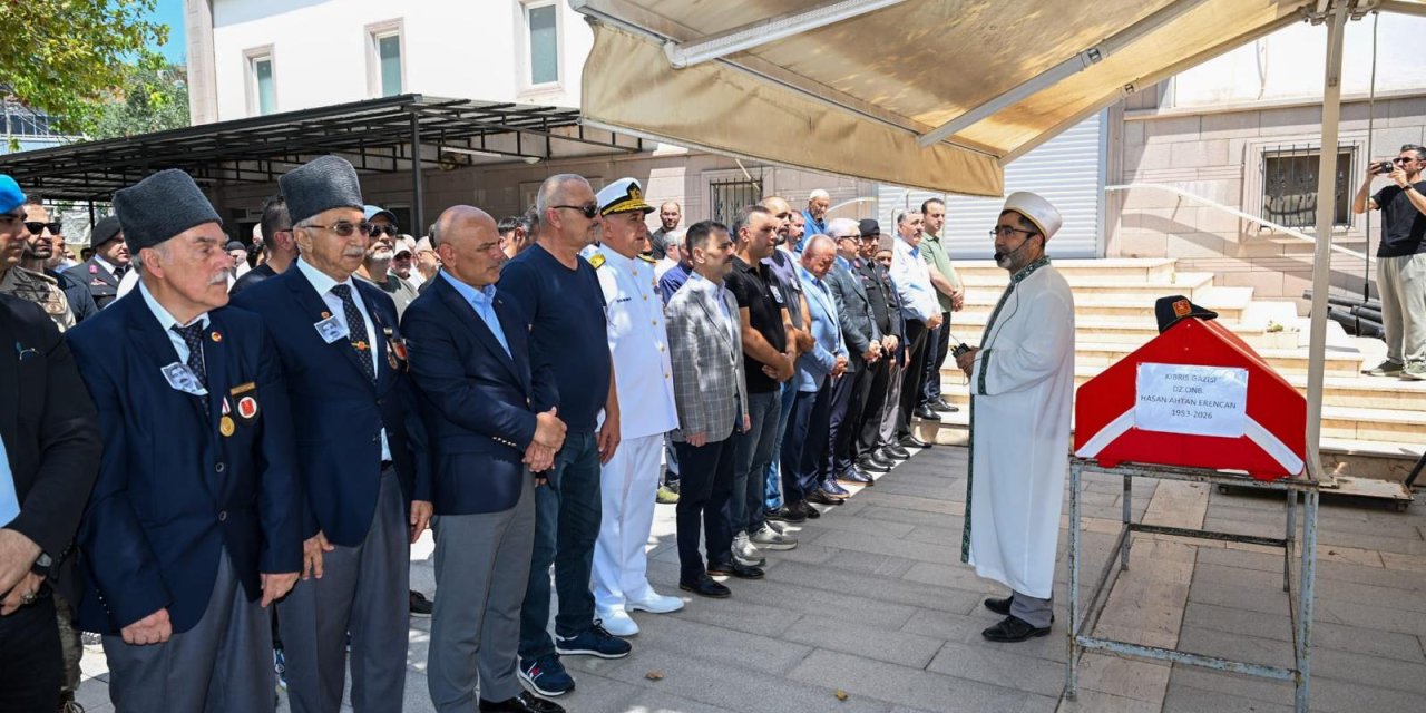 Vali Aktaş, Kıbrıs Gazisinin  Cenaze Törenine Katıldı