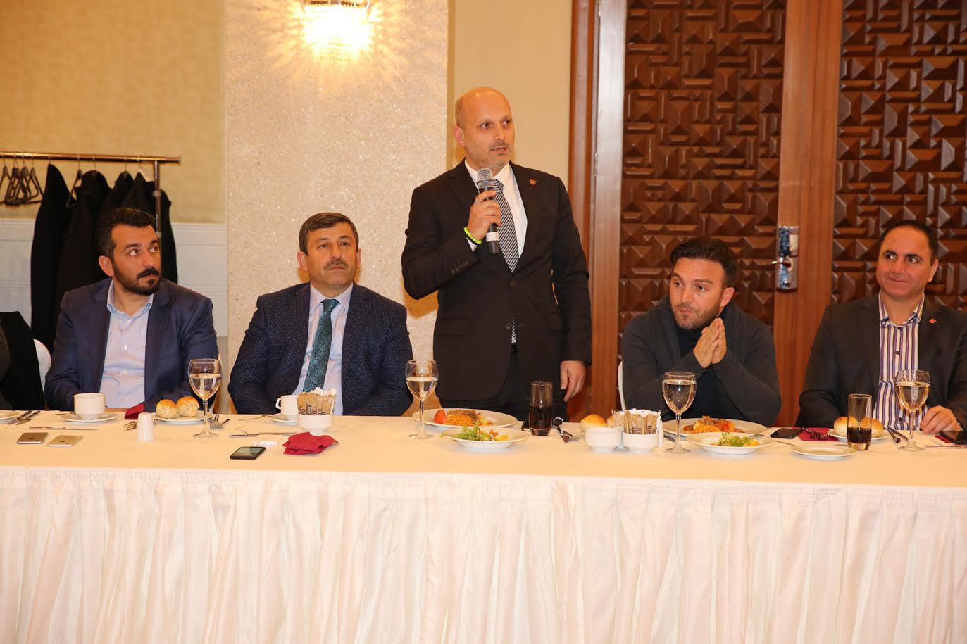 Karabacak gazetecileri ağırladı