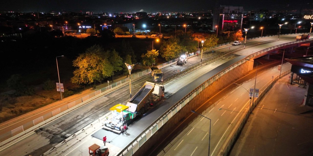 A Takımı gece boyunca çalıştı,  sürücüler güne konforla başladı