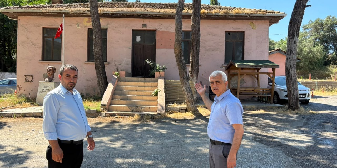 “Tarihi Okul Kaderine Terk Edildi''
