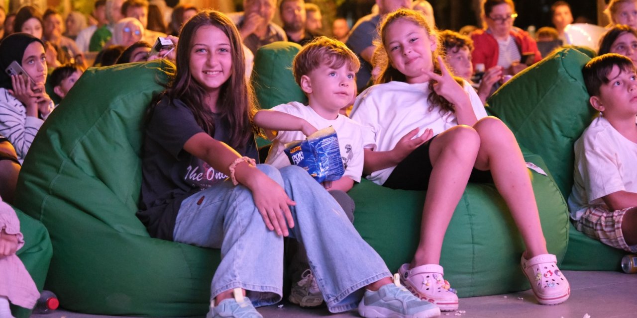 Yıldızların altında sinema keyfi Ormanya’da