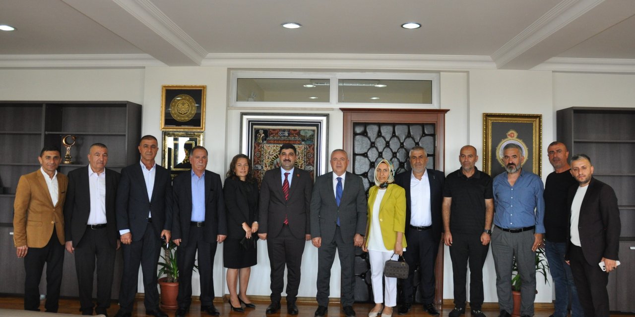 İşadamı Enver Yıldırım'dan   Kaymakam Çelik'e Ziyaret