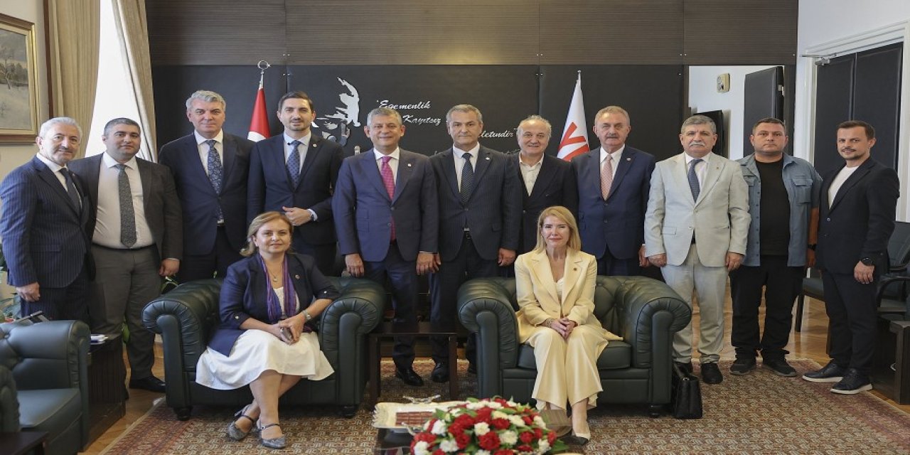 CHP Kocaeli Heyetinden  Özgür Özel’e Ziyaret