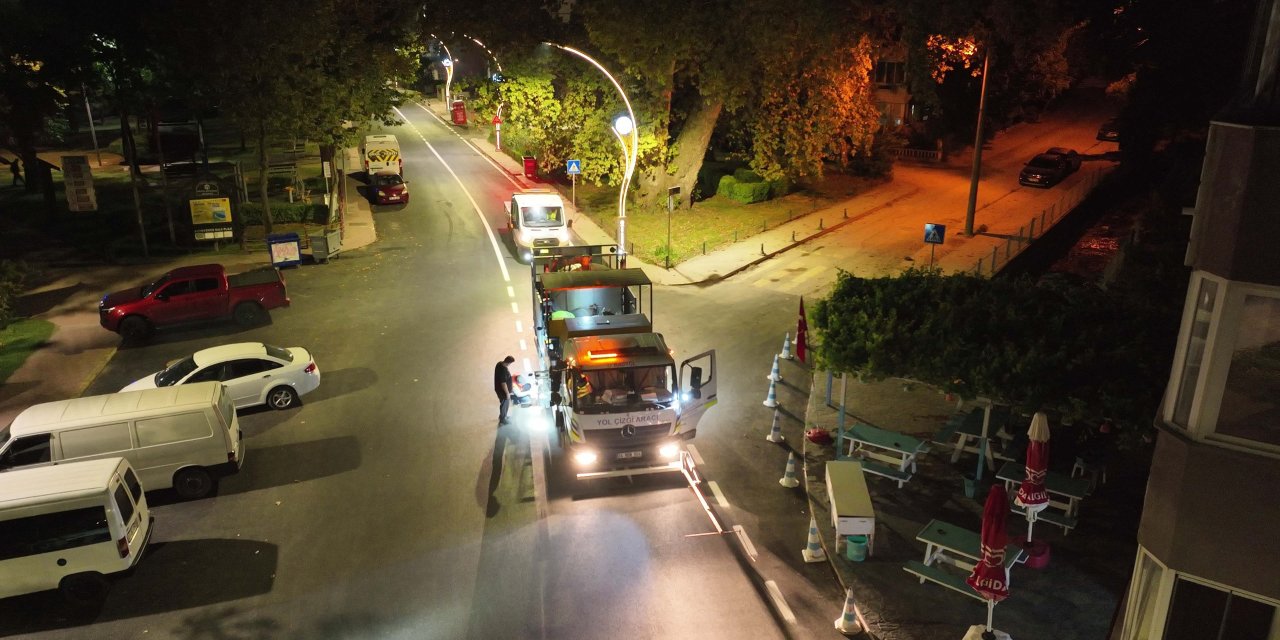 Karamürsel'deki 1,2 kilometrelik caddede üstyapı çalışmaları tamamlandı