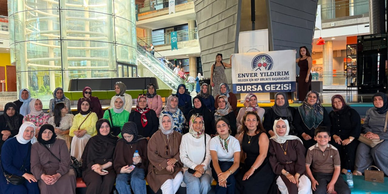 Enver Yıldırım'dan Kadınlara Bursa Gezisi