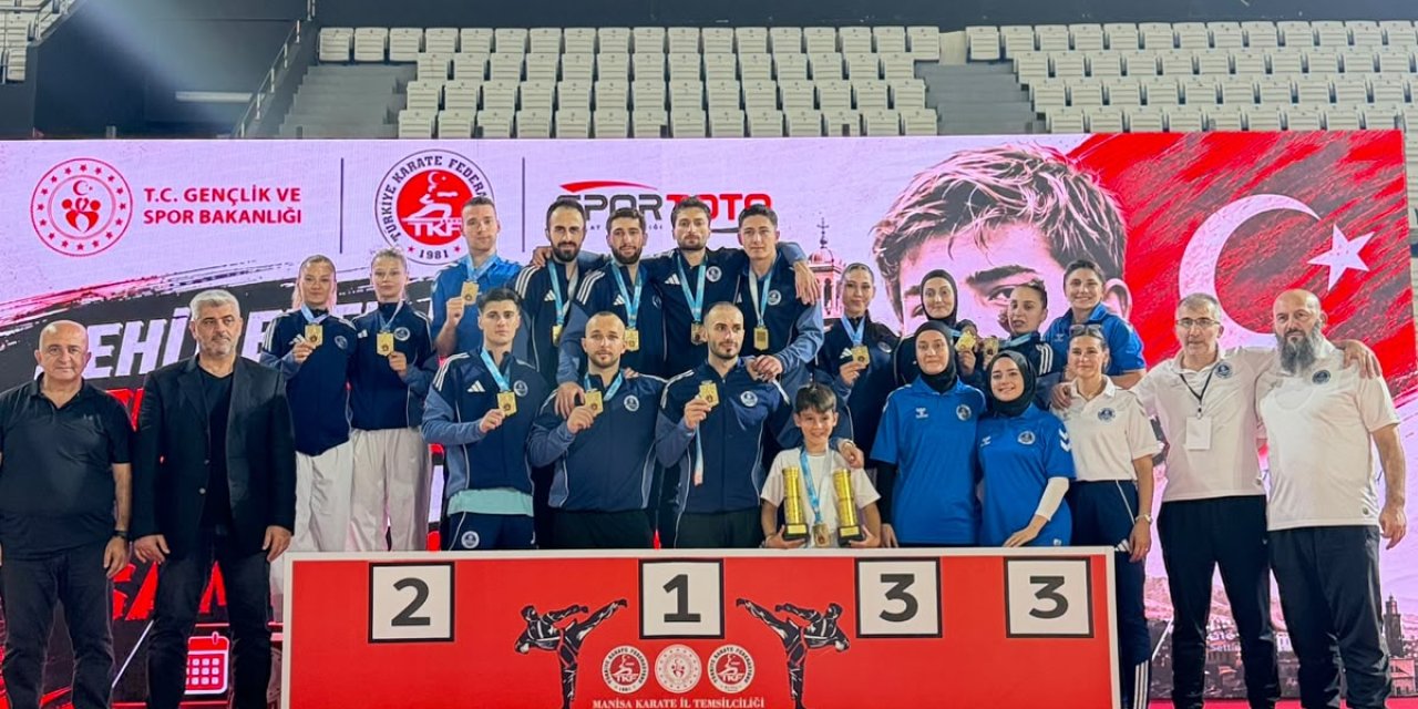 Kağıtspor’da başarı rüzgârı dinmiyor