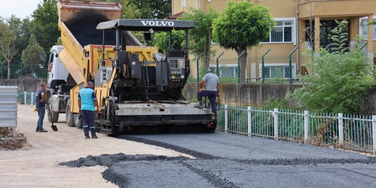 Kartepe'de cadde ve   sokaklar yenileniyor