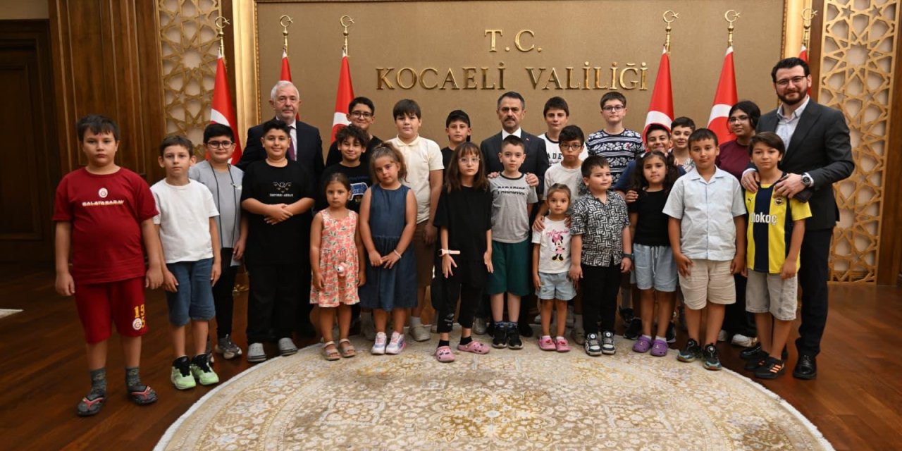 Öğrencilerden Vali Aktaş’a Ziyaret