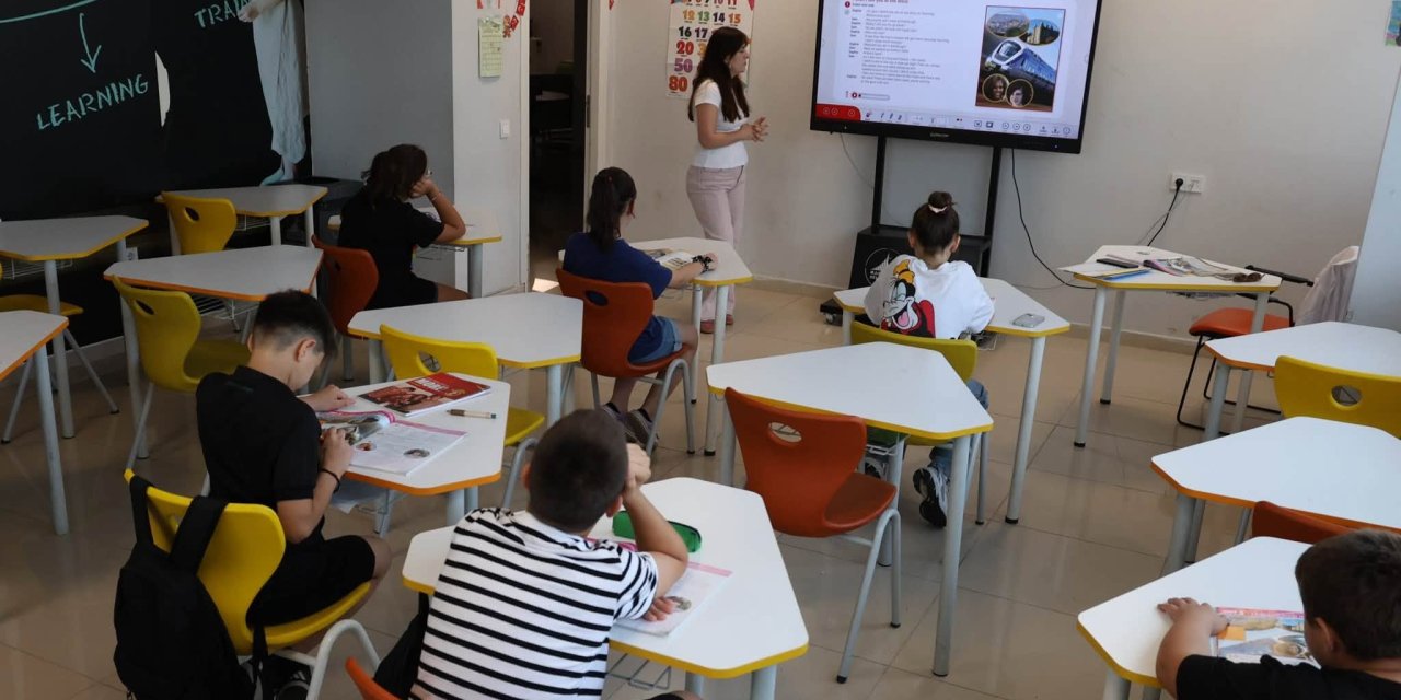 Genç Akademi’de Yaz Kursları Devam Ediyor