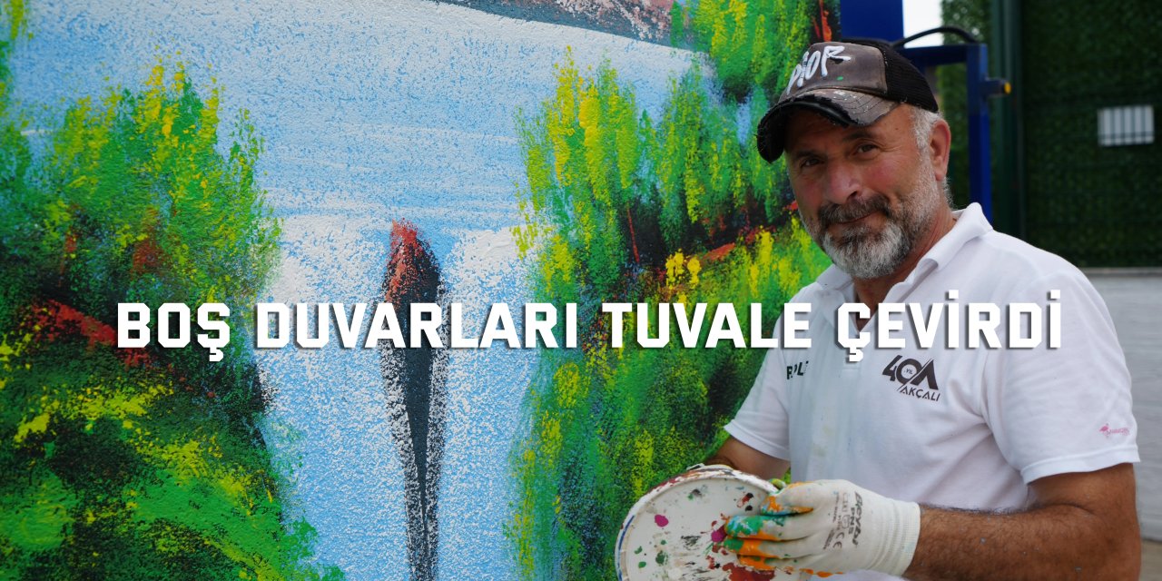 Boş duvarları tuvale çevirdi