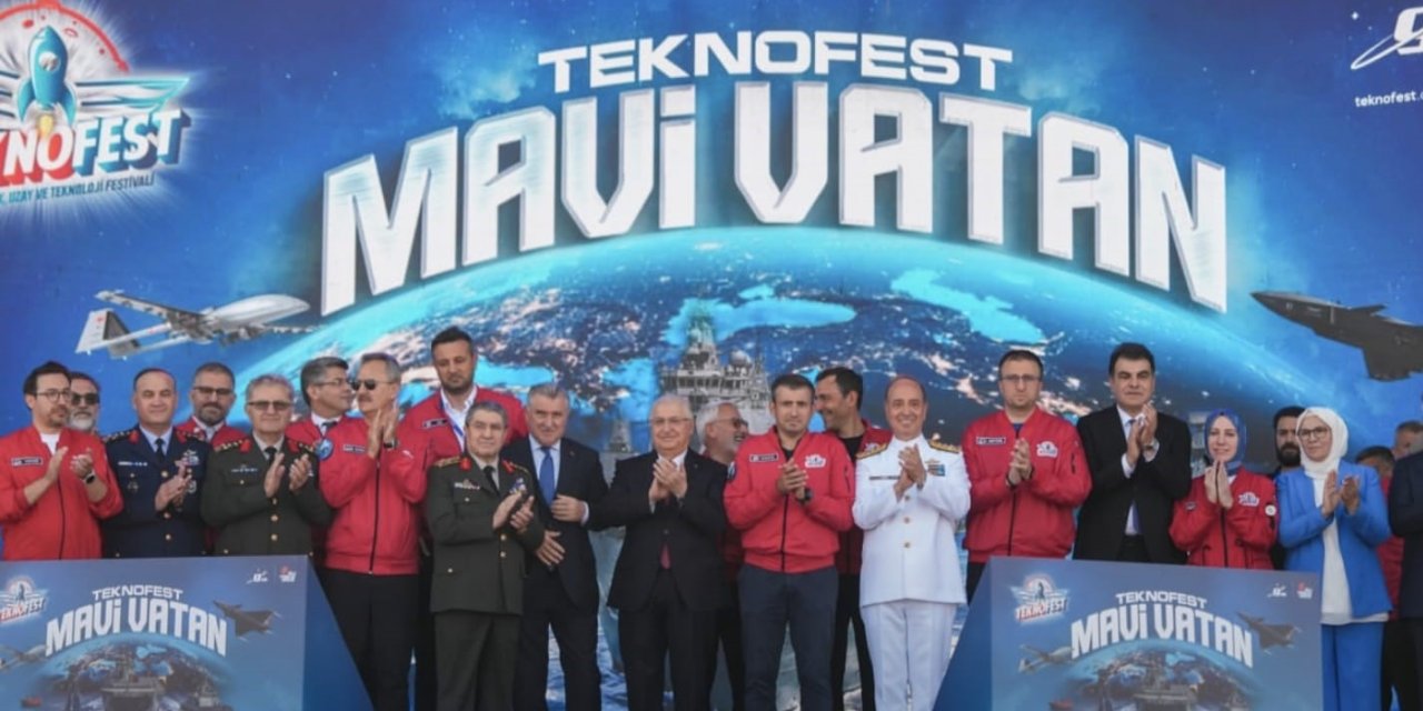 Bakan Yaşar Güler: "TEKNOFEST kuşağının ortaya koyduğu heyecan, azim ve özgüven bizleri gururlandırıyor"