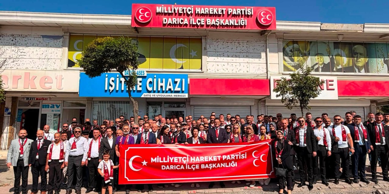 MHP Darıca İl Kongresine Katıldı