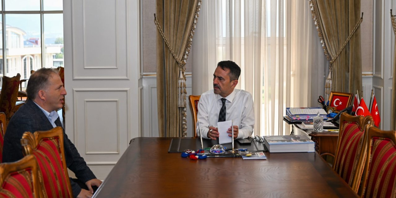 Vali Aktaş, Vatandaşlara Bir Araya Geldi