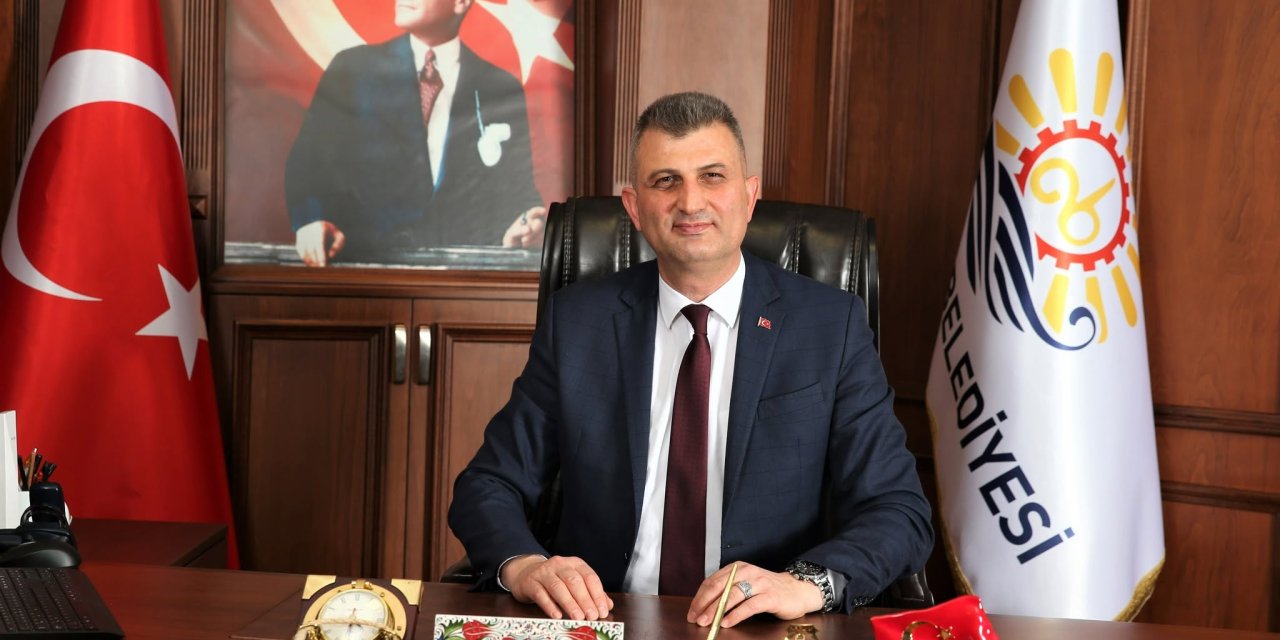 Sezer, “Mevlid Kandilimiz Mübarek Olsun”