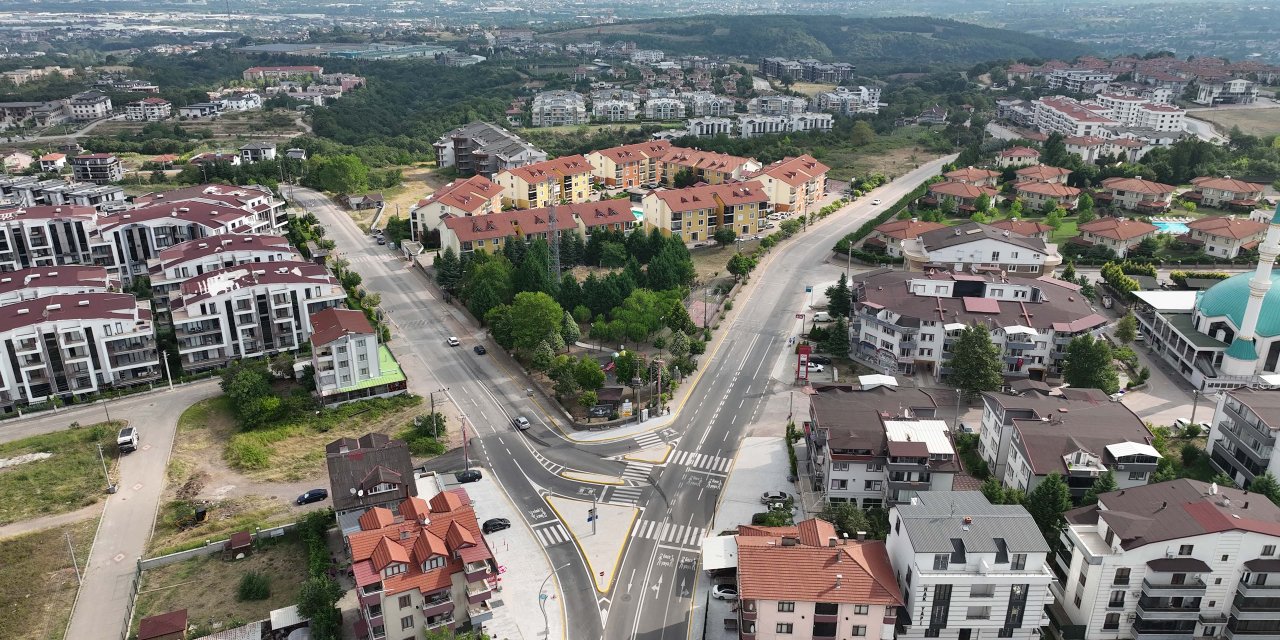 Başiskele’nin önemli güzergâhları modernize edildi