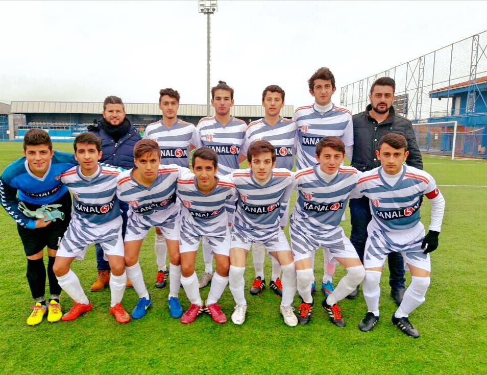 DARICASPOR’A DİLOVASI’NDAN DARBE