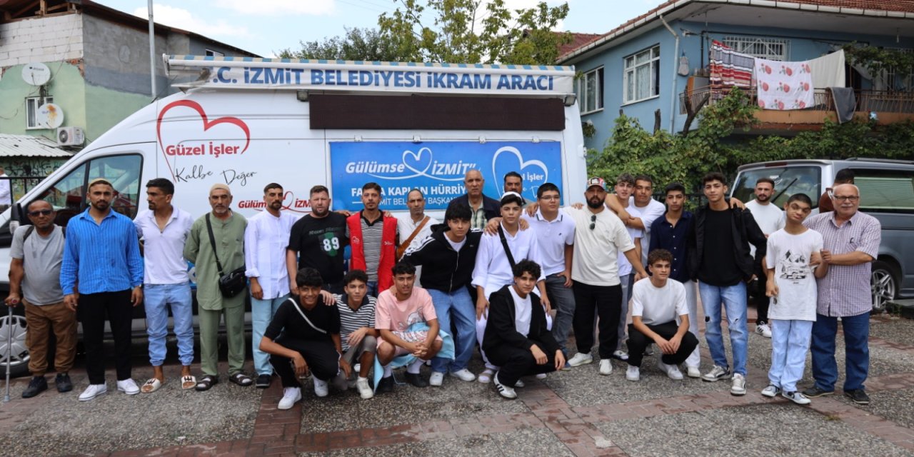 Umre yolcuları yalnız bırakılmadı
