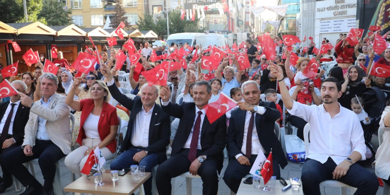 30 Ağustos Zafer Bayramı İzmit’te gururla kutlandı