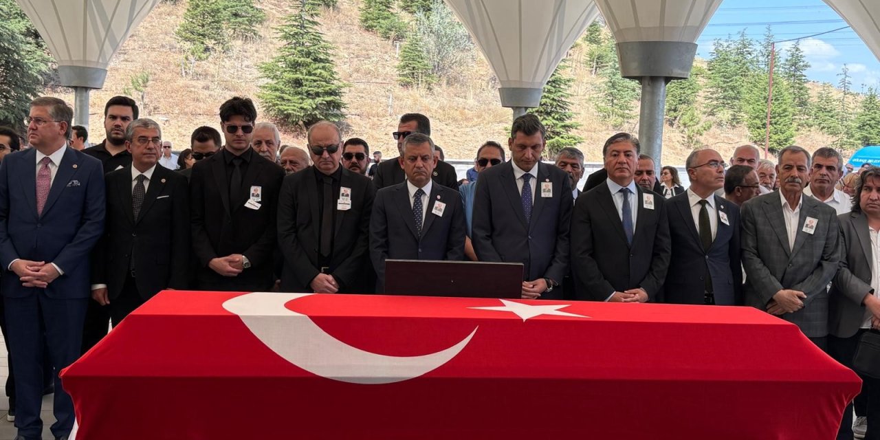 Kocaeli Milletvekili Selvi  son yolculuğuna uğurlandı