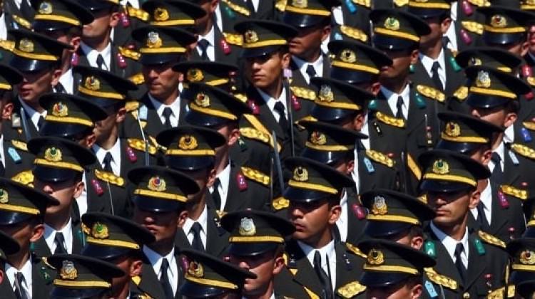 Bakanlıktan emekli askerlere çağrı