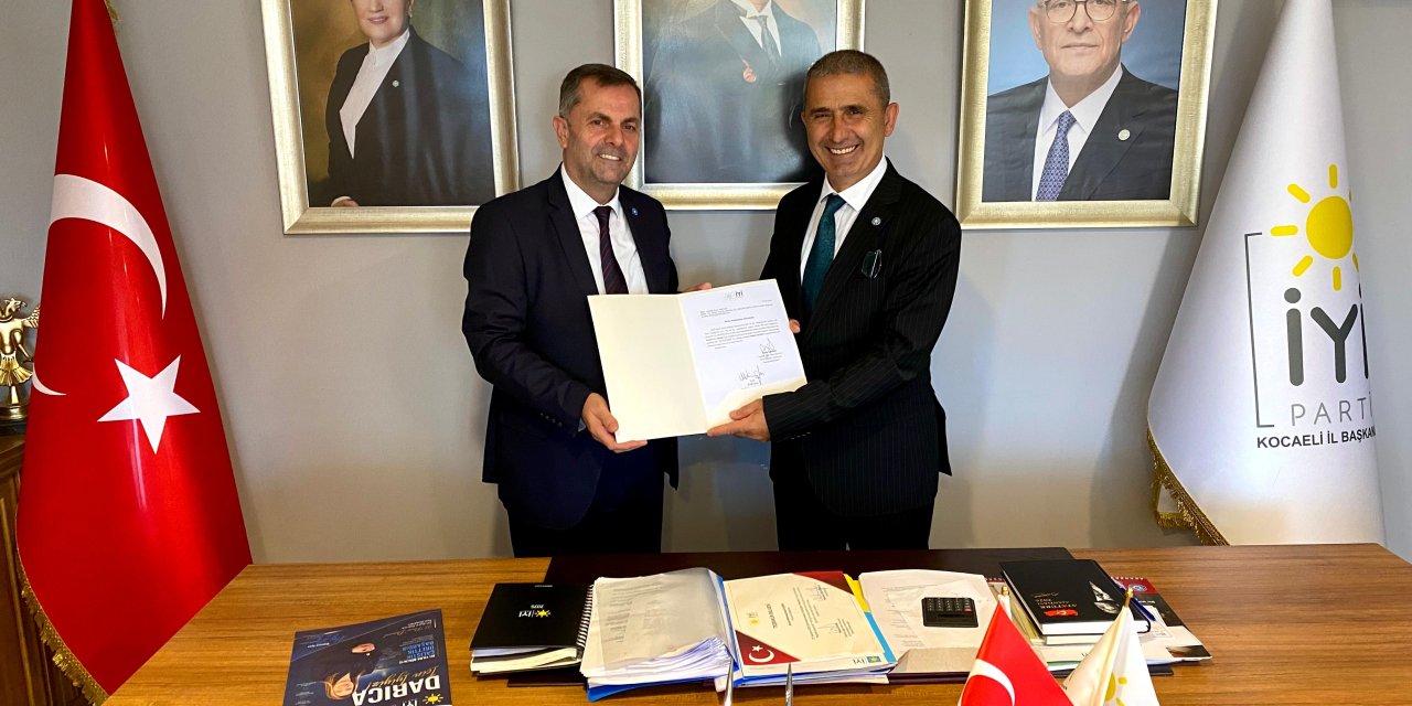 İYİ Parti Gölcük’te Nihat Yıldız Başkan Oldu