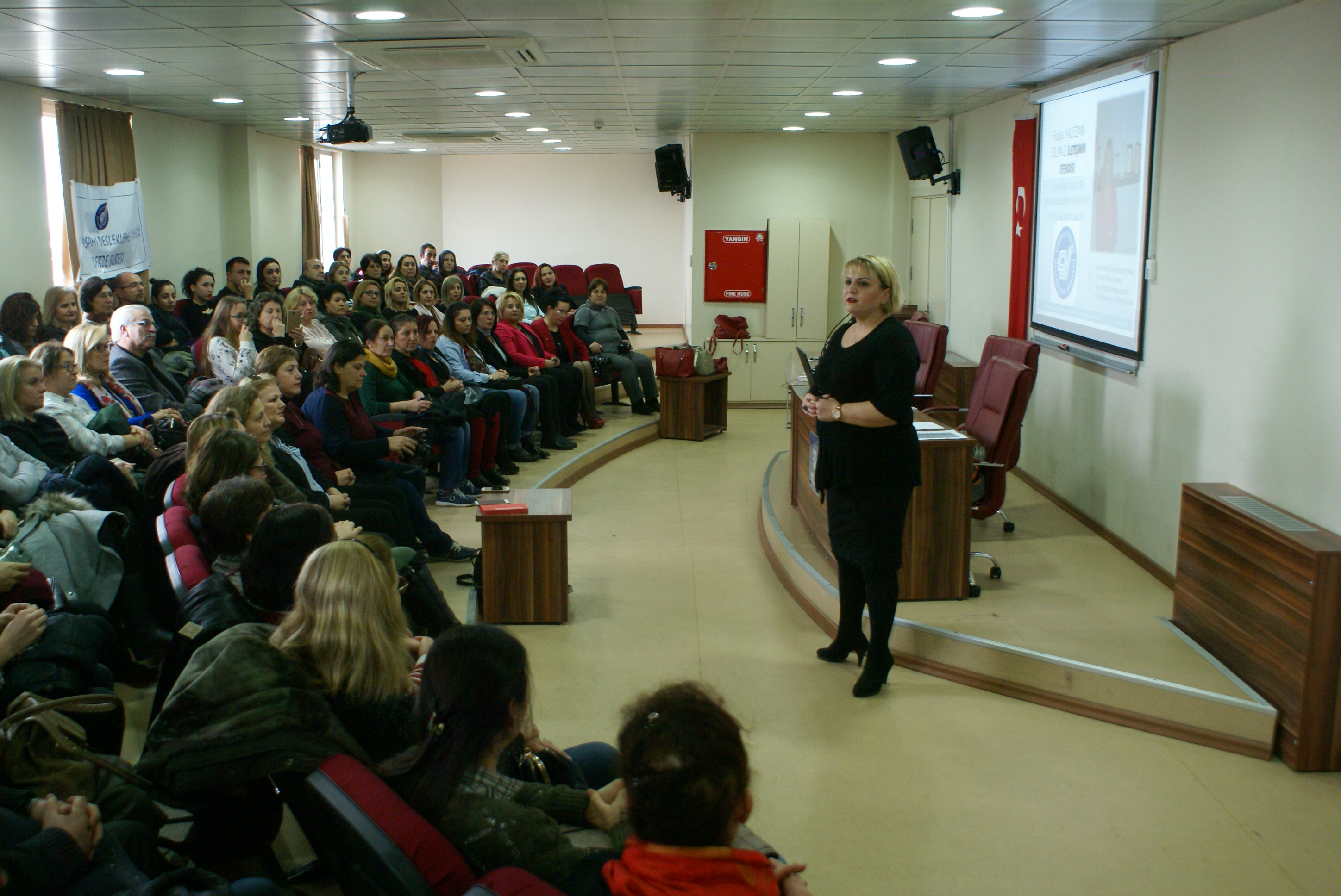 ÇYDD Gebze’de, ‘iletişim’ konuşuldu