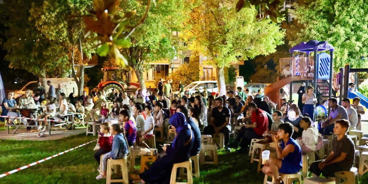 Derince'de açık hava  sinema etkinlikleri