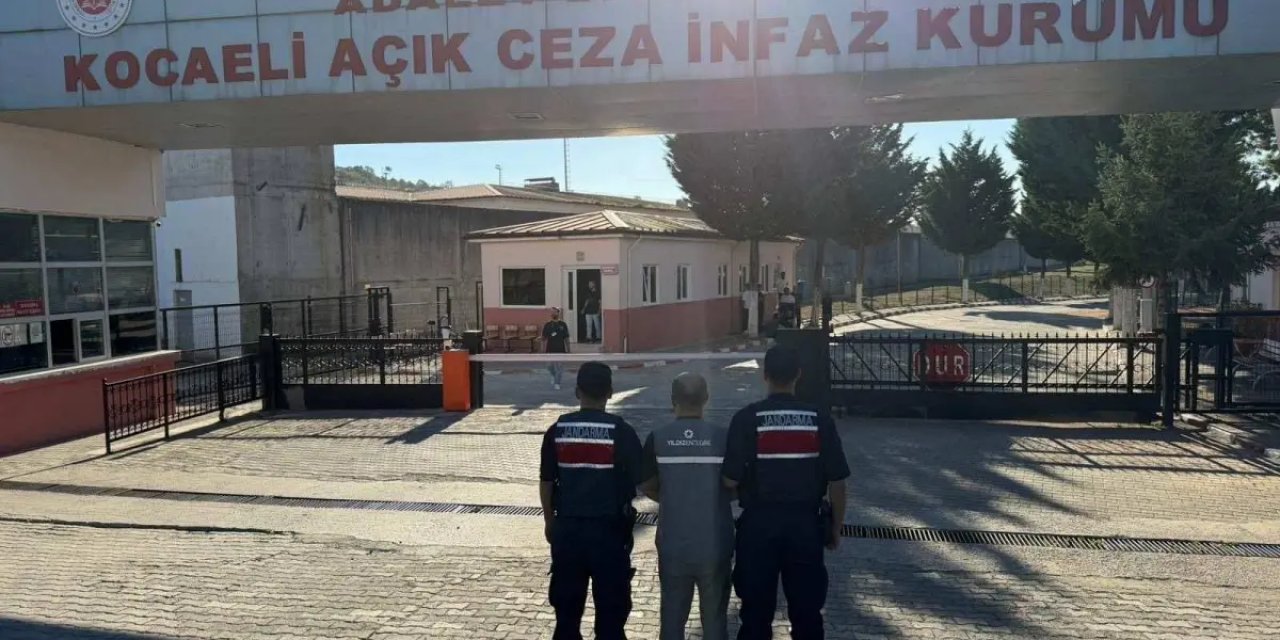 15 Yılla Aranan Dolandırıcıyı JASAT Yakaladı!