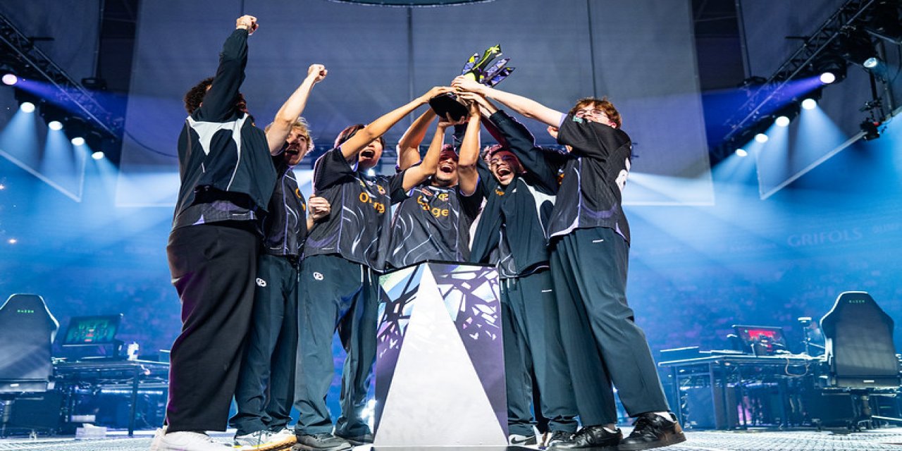 FUT Esports Şangay Biletini Kaptı