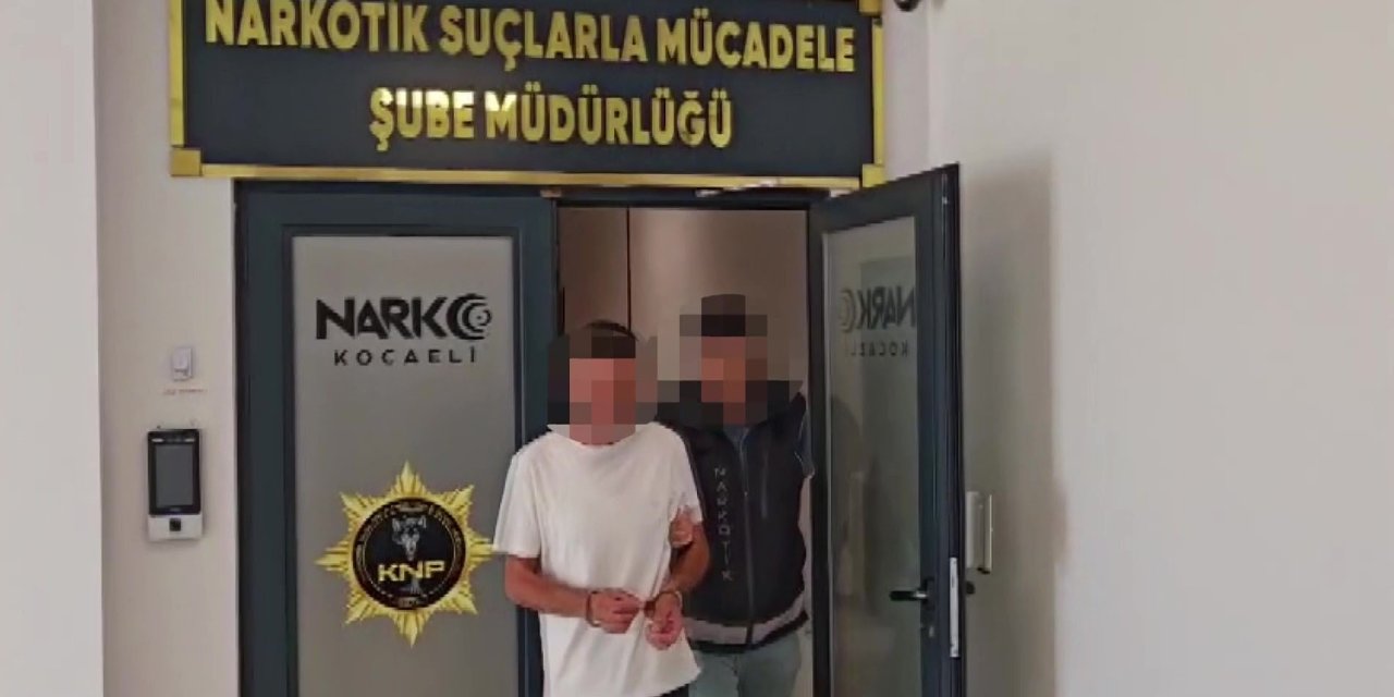 Fırının alt bölümünden uyuşturucu ve 65 bin lira çıktı