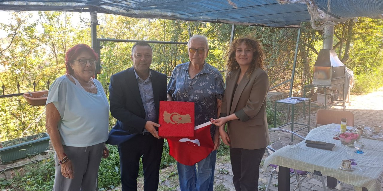 Gölcük’te yaşayan Kıbrıs Gazilerine ziyaret