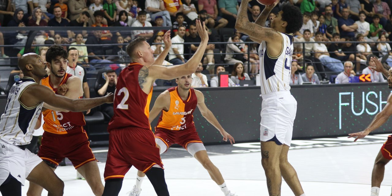 Hazırlık maçı: Çayırova Belediyesi: 75 - Galatasaray: 80