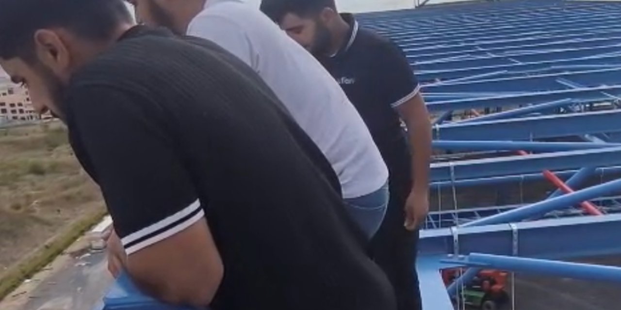 Maaşlarını Alamayan İşçiler Çatıya Çıktı!