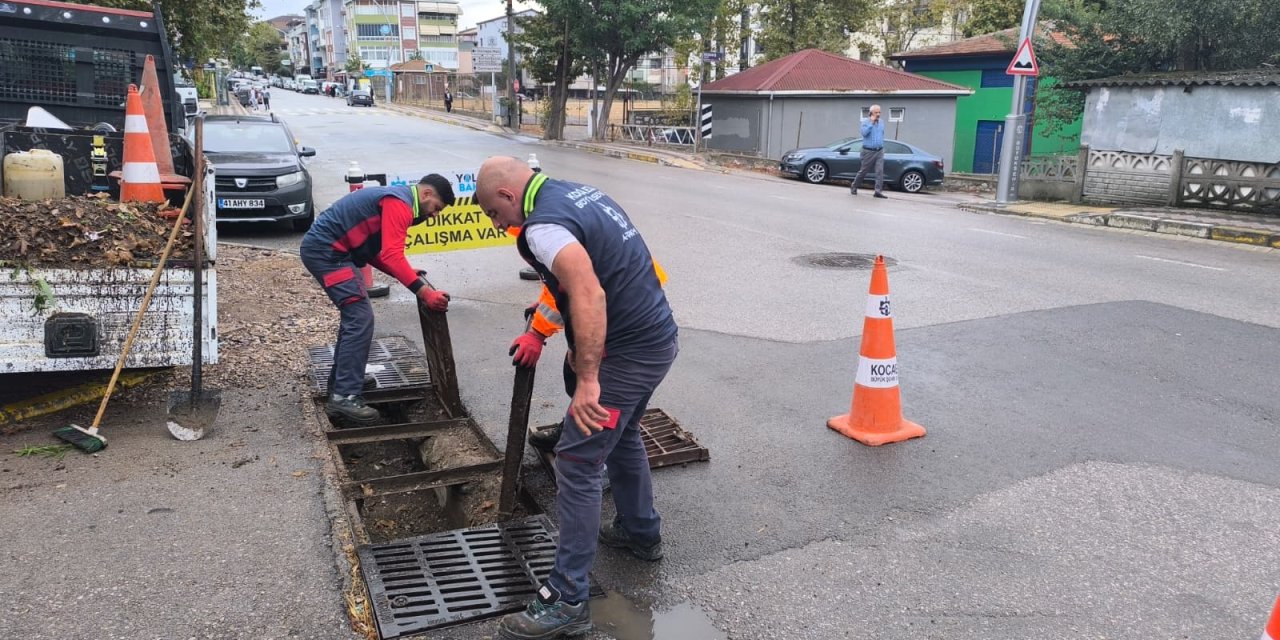 Kocaeli’de yağışa karşı yoğun mesai