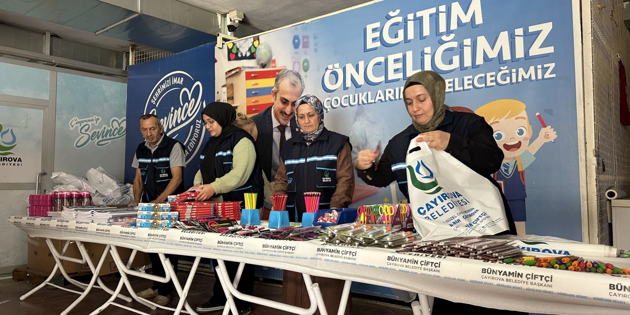 Öğrencilere kırtasiye yardımı