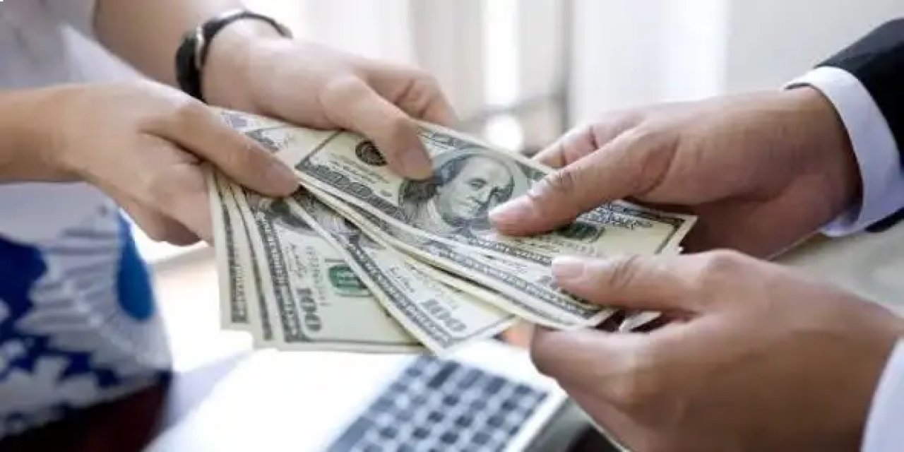 Net UYP açığı 398,7  milyar dolar oldu