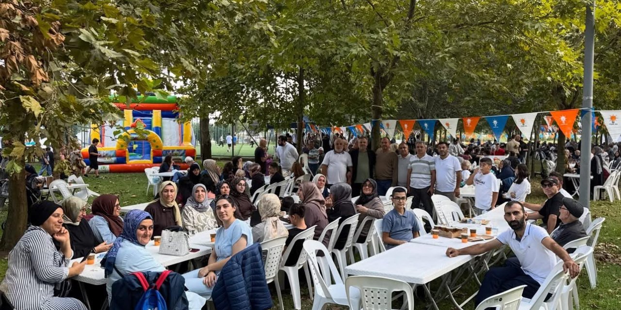 AK Parti İzmit Teşkilatı Piknikte Buluştu