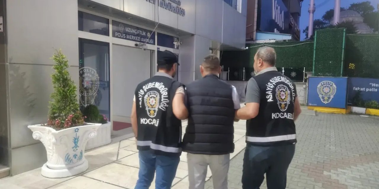 10 Yıl  Hapisle Aranan Dolandırıcı İş Yerinde Yakalandı!