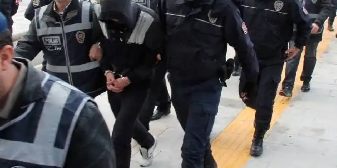 FETÖ'nün 'izdivaç' yapılanmasına  operasyon: 9 şüpheli yakalandı