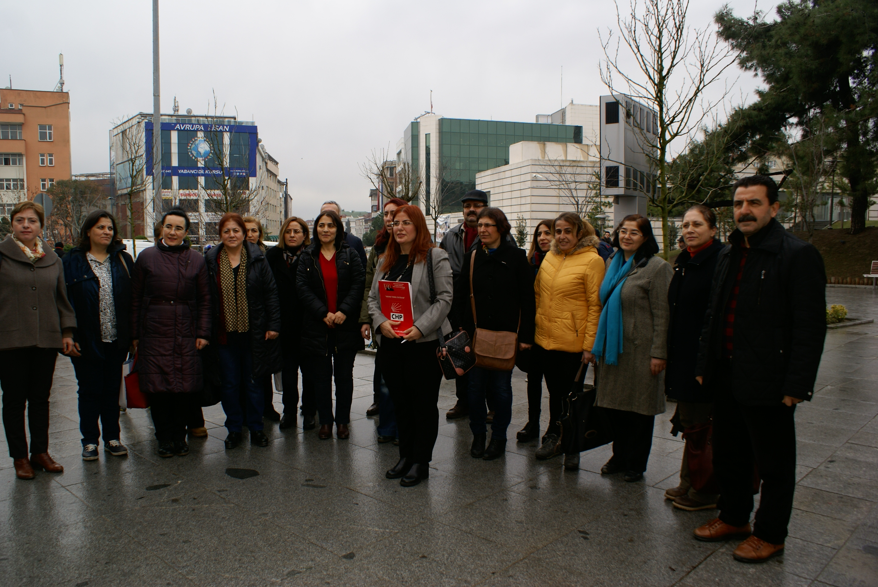 CHP’li kadınlardan Ayran’a kınama!