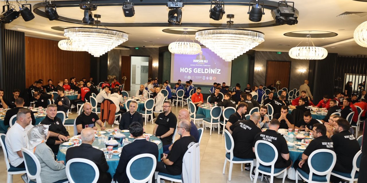 Dursun Ali Arslan Turnuvası Ekipleri Yemekte Buluştu