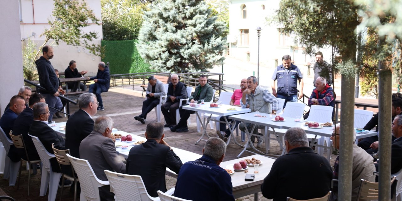 İzmit Belediyesi ihtiyaçları yerinde dinledi