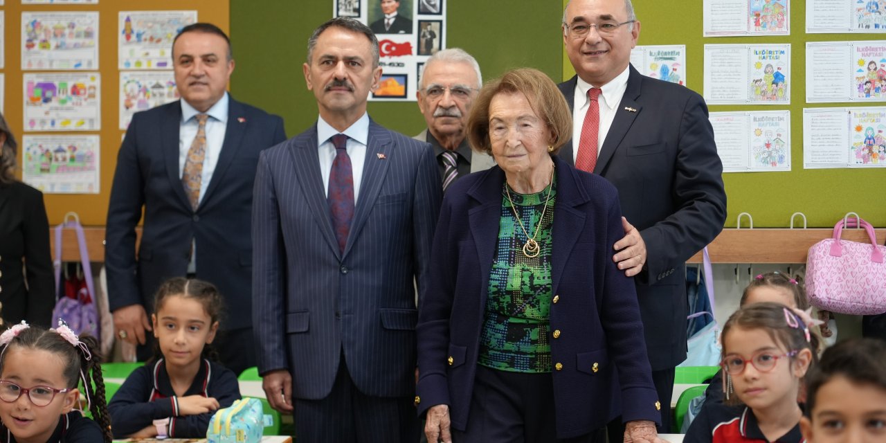 Semahat Arsel, adını taşıyan okulun açılışına katıldı