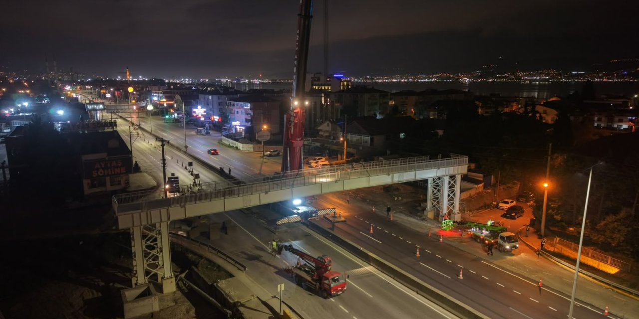 Başiskele Kavşağı’nda gece operasyonu