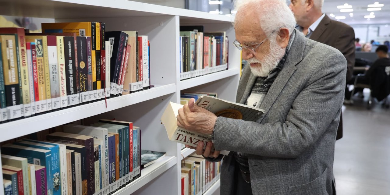 İhsan Süreyya Sırma’dan  Kütüphane Ziyareti