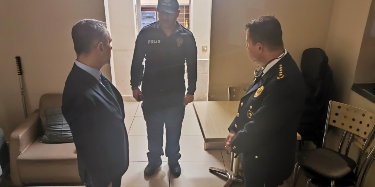 Vali Aktaş, Cengiz Topel Havalimanı Polis Noktasını Ziyaret Etti
