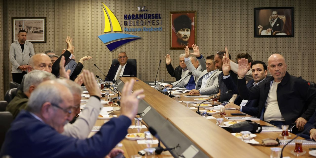 Karamürsel Belediye Meclisi Toplandı