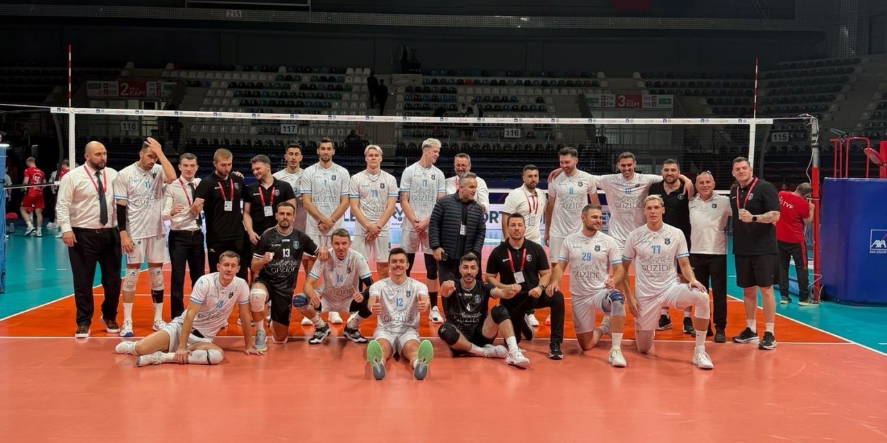 Gebze Belediyespor, Kupa Voley'de çeyrek finale yükseldi